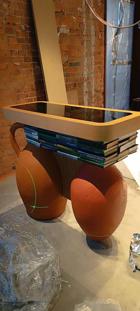 Аутентичная Стойка Ресепшн для Грузинского Ресторана