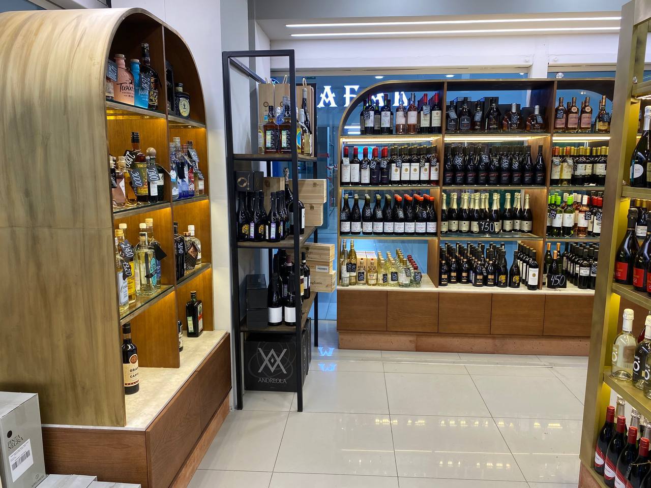 Магазин элитного алкоголя Black Spirit