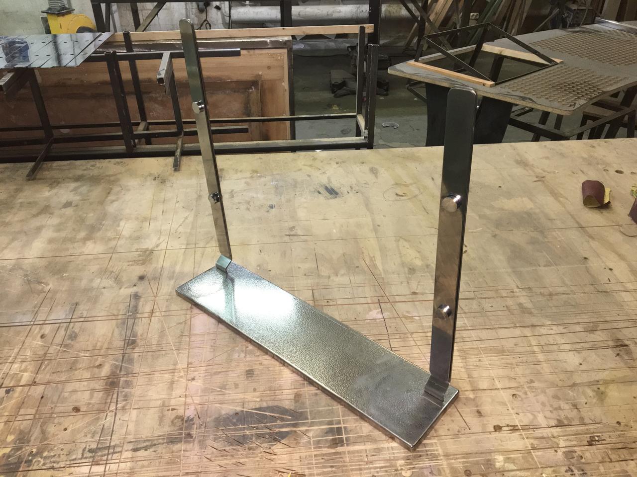 Держатели экранов из нержавеющей стали для отеля Lotte